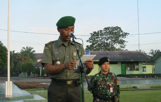 ASRENDAM I/BB IRUP Upacara Bendera Di YONKAV 6/Serbu