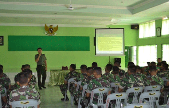 Penyuluhan Hukum di Yonkav 6/Serbu