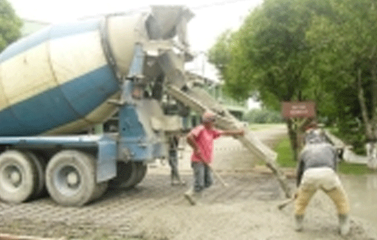 Pengecoran Jalan Sekitar Reyband Garasi Ranpur