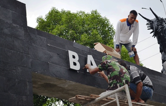 Pemugaran Gerbang Kesatrian Batalyon Kavaleri 6/Serbu