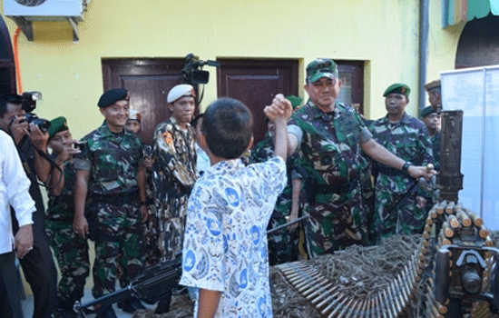 Upacara Pembukaan Pameran Alutsista dalam rangka HJK Kodam I/BB 2015