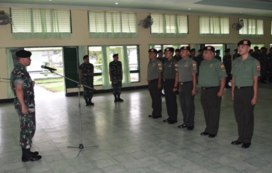 Upacara Tradisi Corps Pindah Satuan