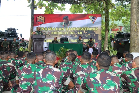 Danpussenkav Kodiklat TNI AD kunjungi  Yonkav 6/Naga Karimata