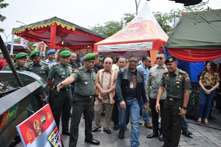 Yonkav 6/Naga Karimata Gelar Pameran Alutsista