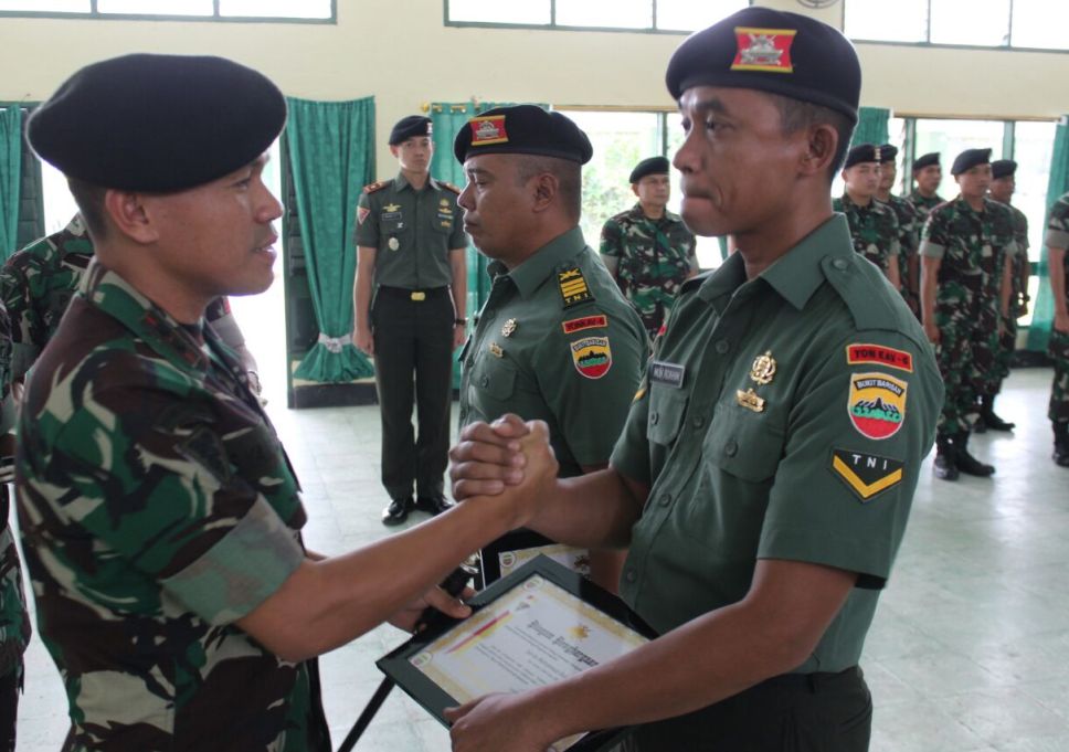 Danyonkav 6/NK Pimpin Pelepasan 3 Prajurit Terbaiknya Pindah Satuan