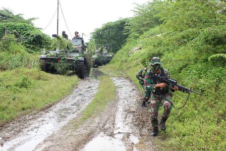 Latihan Teknis dan Taktis Tingkat Peleton Yonkav 6/Naga Karimata